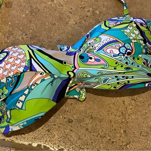 NWOT~TRINA TURK Women Multicolor Pattern Padded Bikini Top Size 6 - Picture 2 of 7